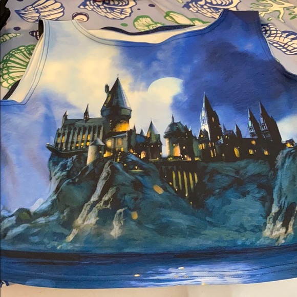 Blackmilk Tops - BlackMilk Hogwarts Castle Wifey Top